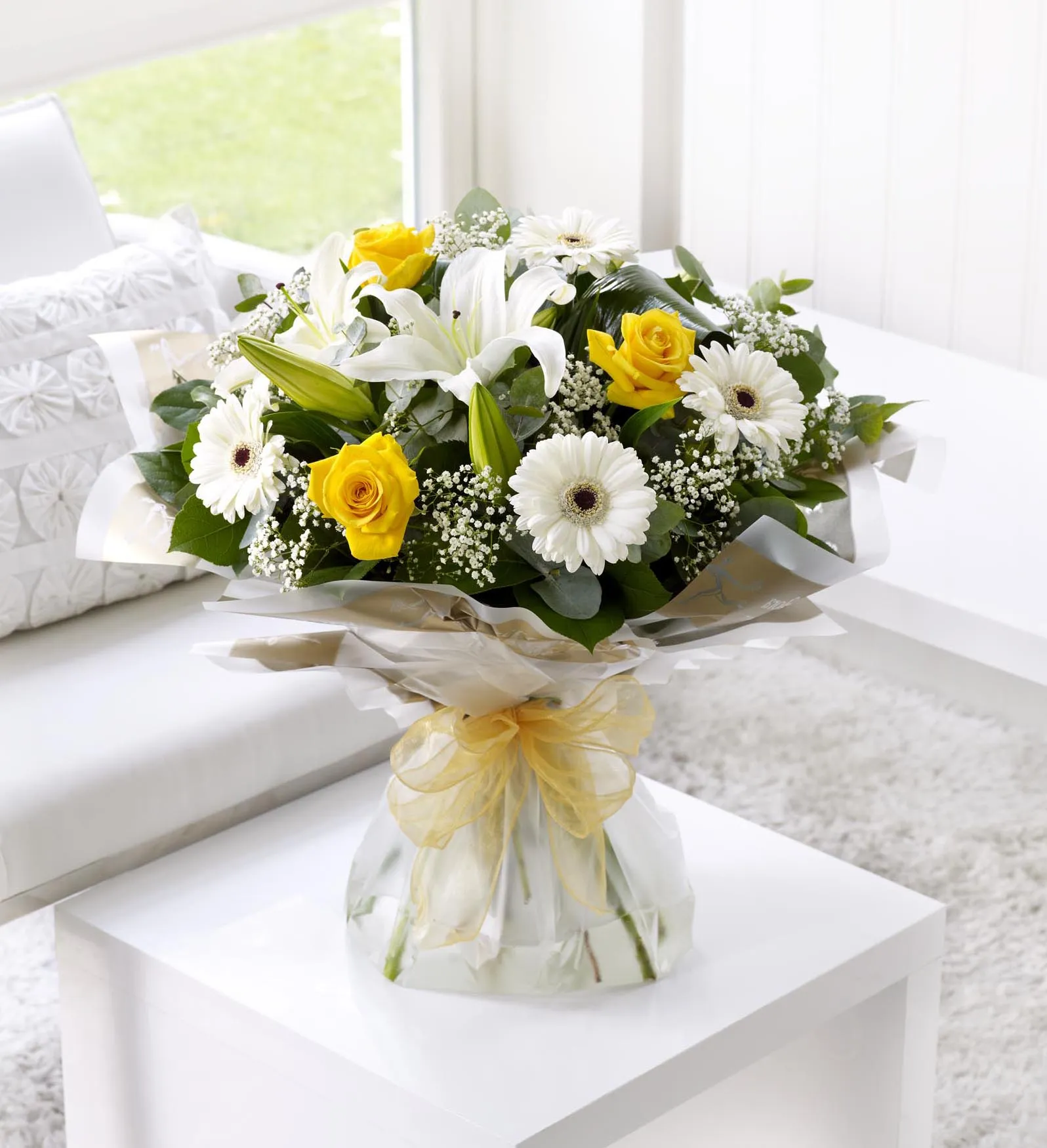 Lemon and White Sympathy